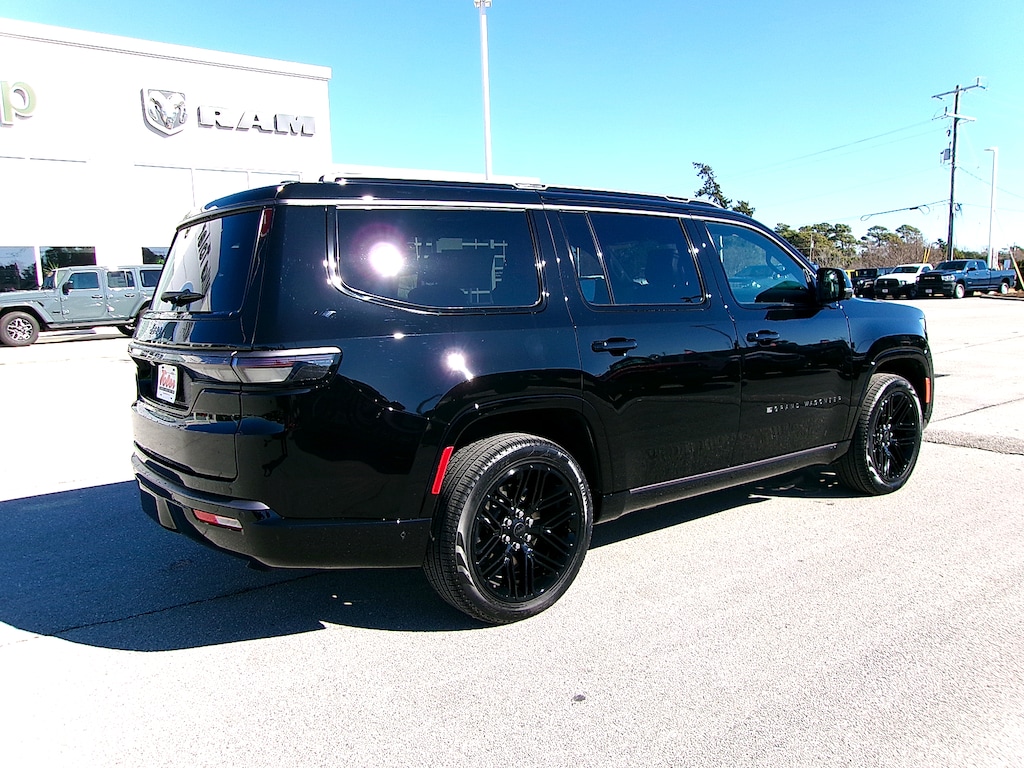New 2026 Jeep Grand Wagoneer LIMITED RESERVE 4X4 Sport Utility