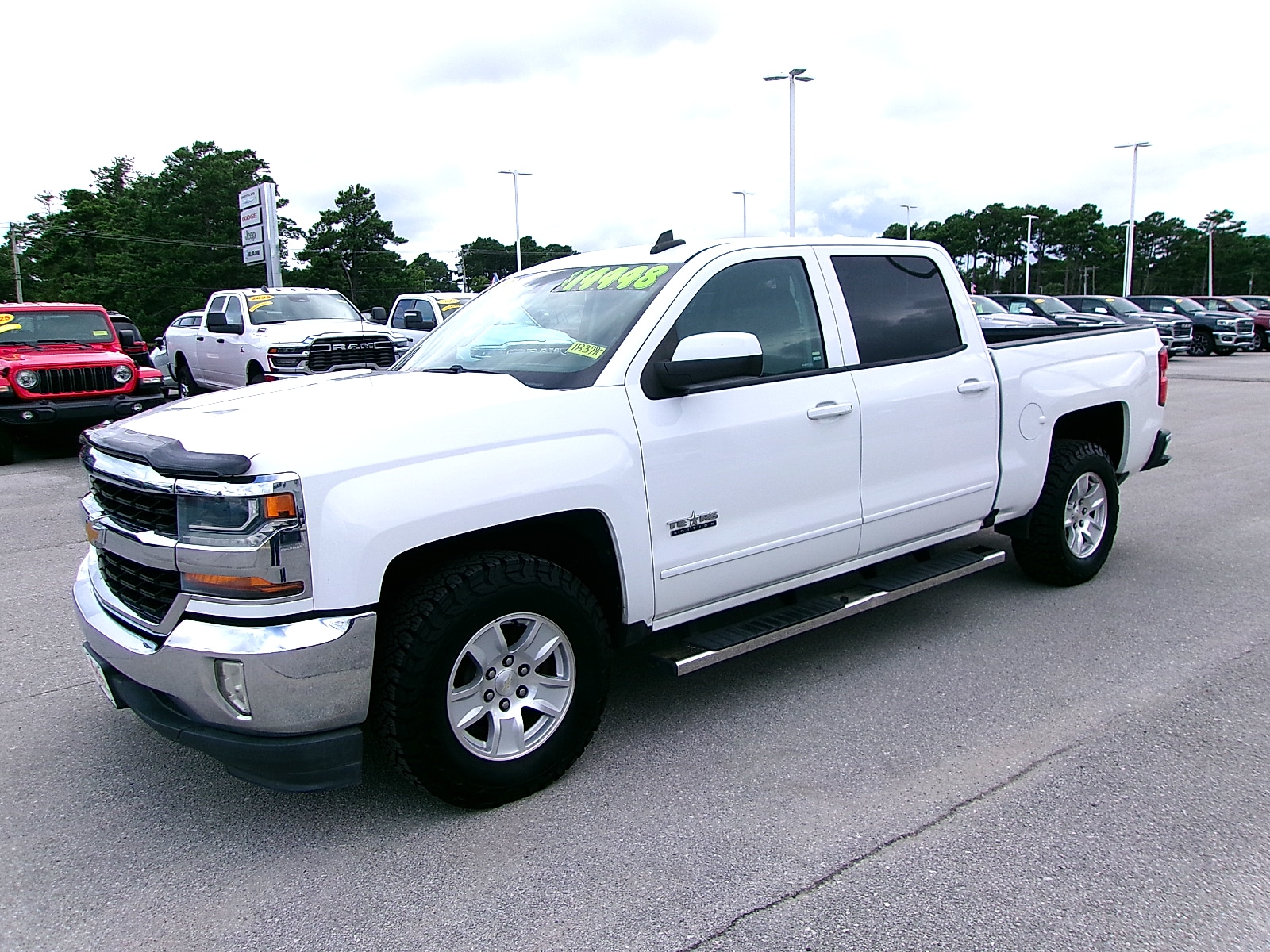 Used 2017 Chevrolet Silverado 1500 LT with VIN 3GCPCREH3HG354322 for sale in Morehead City, NC