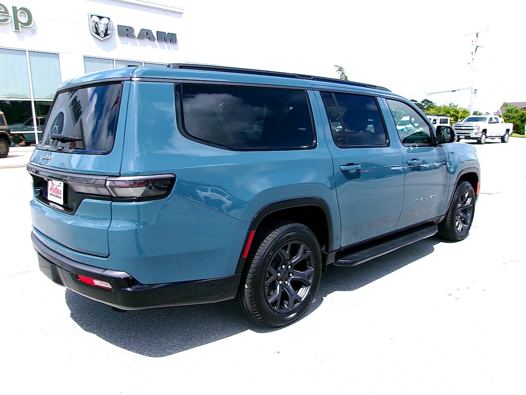 New 2026 Jeep Grand Wagoneer L LIMITED ALTITUDE 4X4 Sport Utility