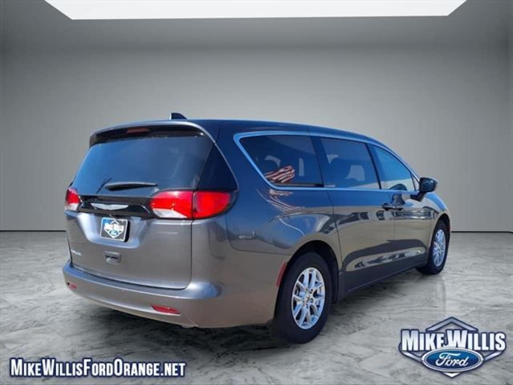 Used 2023 Chrysler Voyager LX