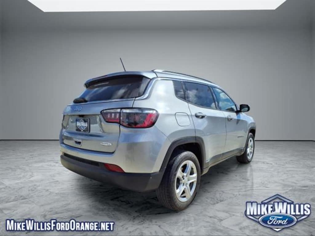 Certified 2024 Jeep Compass Latitude