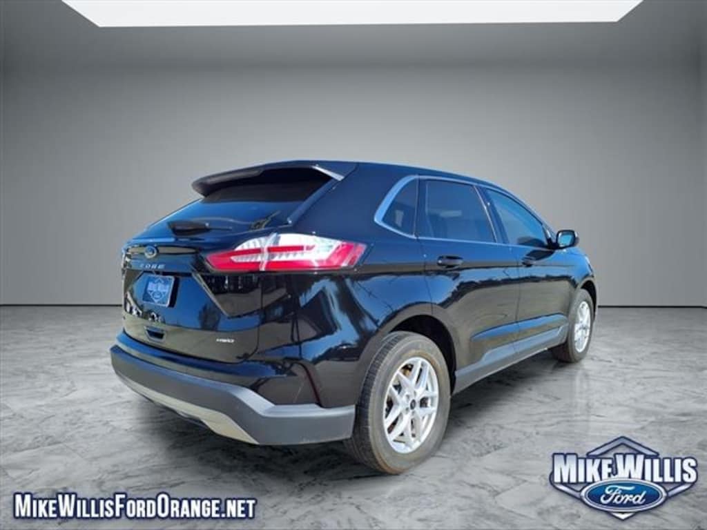 Used 2024 Ford Edge SEL
