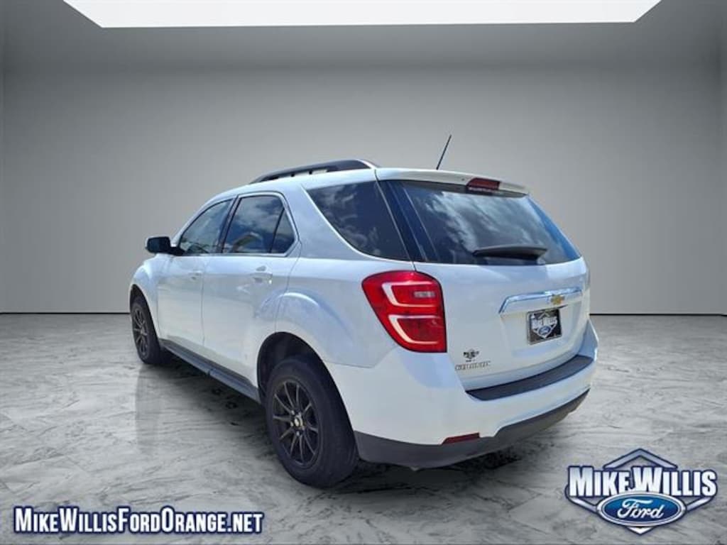 Used 2017 Chevrolet Equinox LT