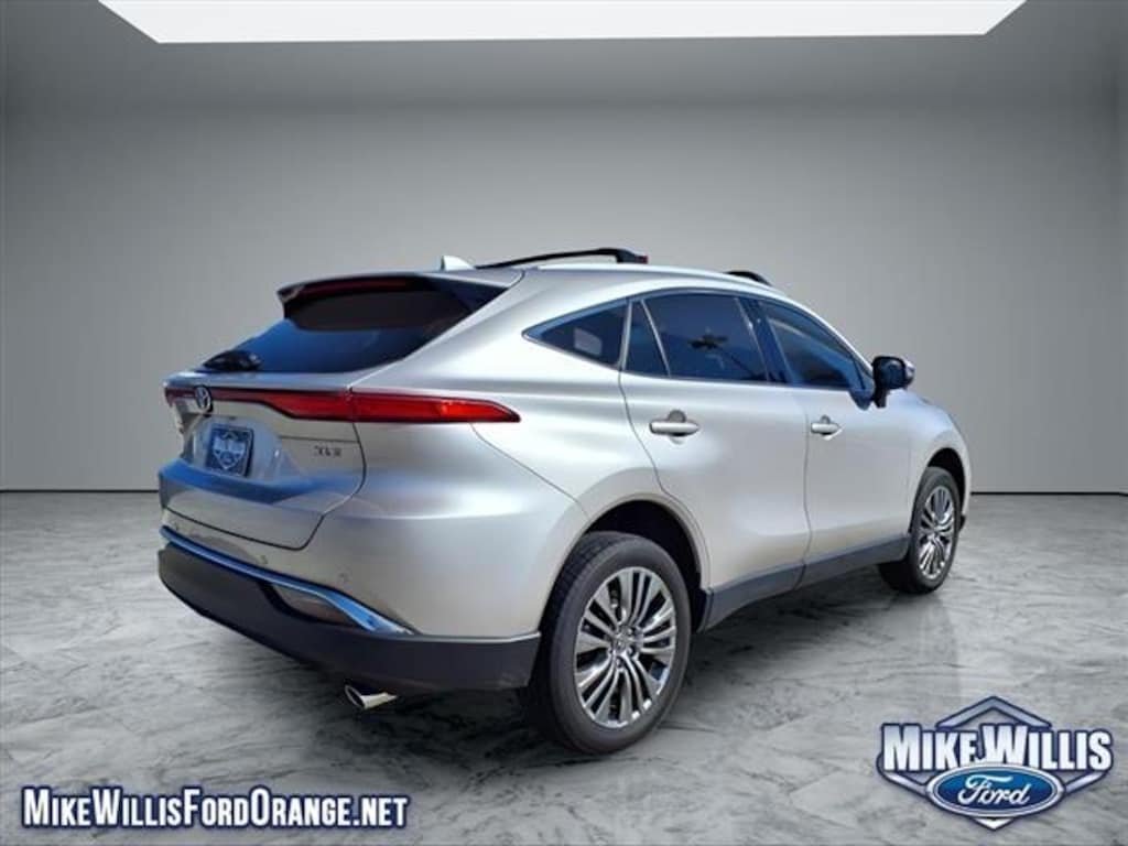 Used 2023 Toyota Venza XLE