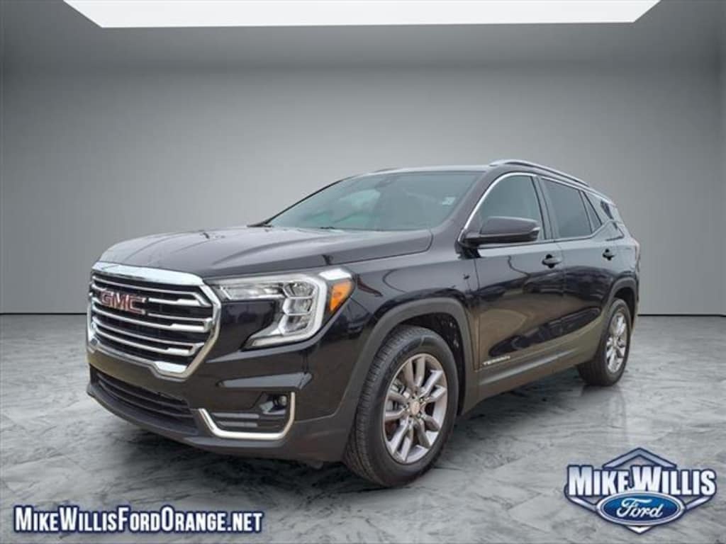 Used 2024 GMC Terrain SLT