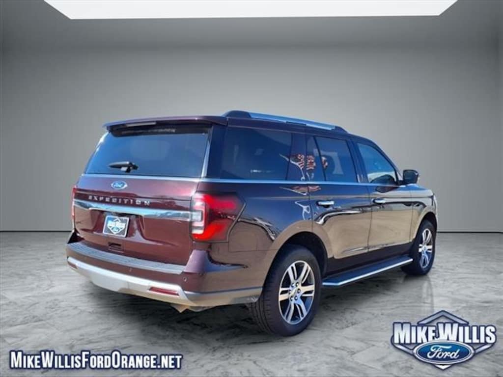 Used 2023 Ford Expedition Limited