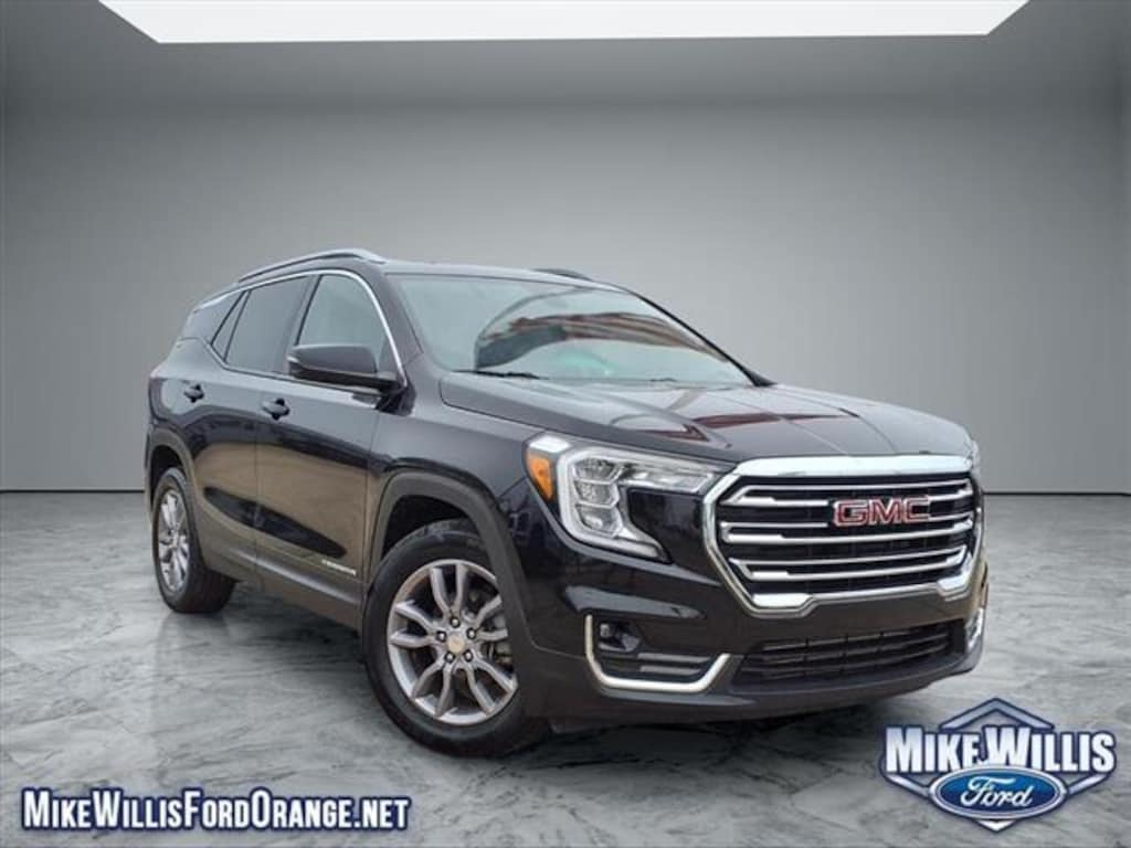 Used 2024 GMC Terrain SLT