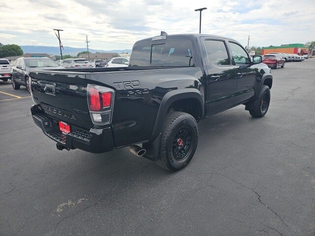 2022 Toyota Tacoma TRD Pro photo 4