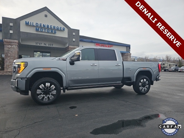 2025 GMC Sierra 2500HD Denali's photo