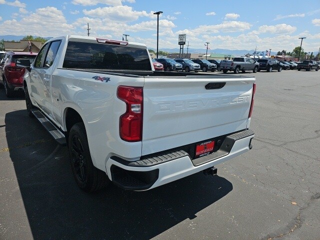 2023 Chevrolet Silverado 1500 RST photo 3