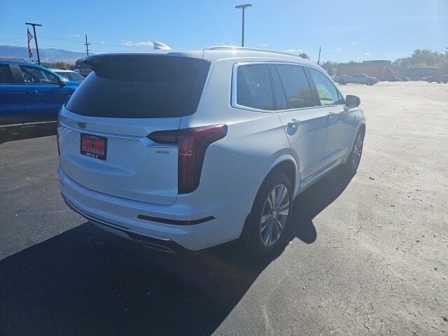 2023 Cadillac XT6 Premium Luxury photo 4