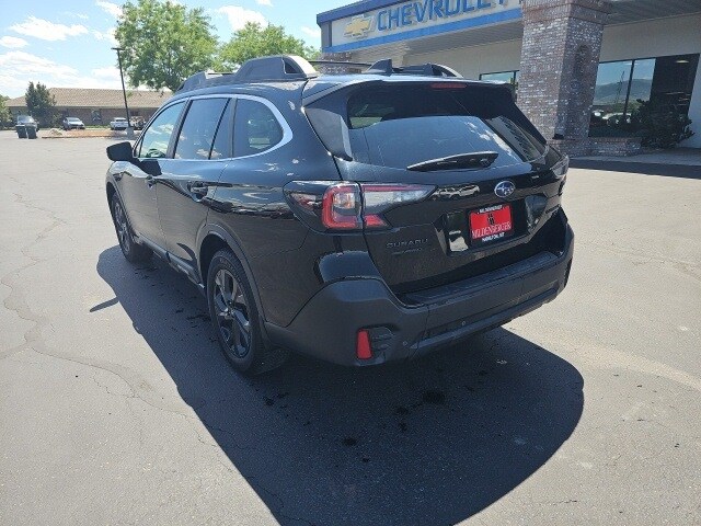 2021 Subaru Outback Onyx Edition XT photo 2
