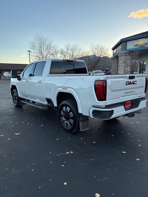 2024 Gmc Sierra HD Denali photo 3