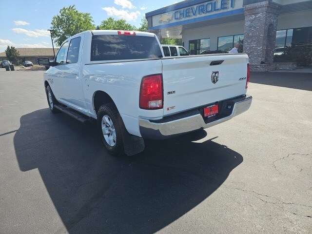 2022 Ram 1500 Classic SLT photo 3