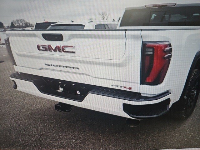 2025 Gmc Sierra HD AT4 photo 2