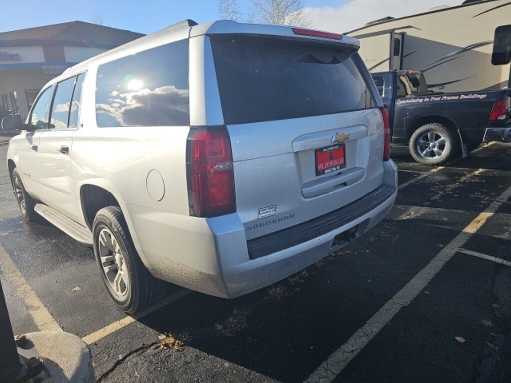 Used 2018 Chevrolet Suburban LT SUV