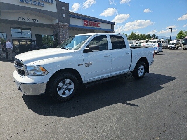 2022 Ram 1500 Classic SLT photo 2