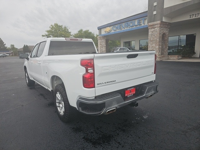 Used 2022 Chevrolet Silverado 1500 LT with VIN 3GCUDDED8NG558920 for sale in Hamilton, MT