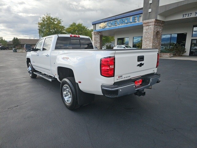 2019 Chevrolet Silverado 3500HD LTZ photo 3