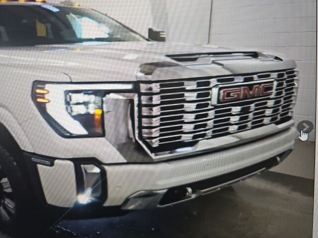 2025 Gmc Sierra HD Denali photo 4