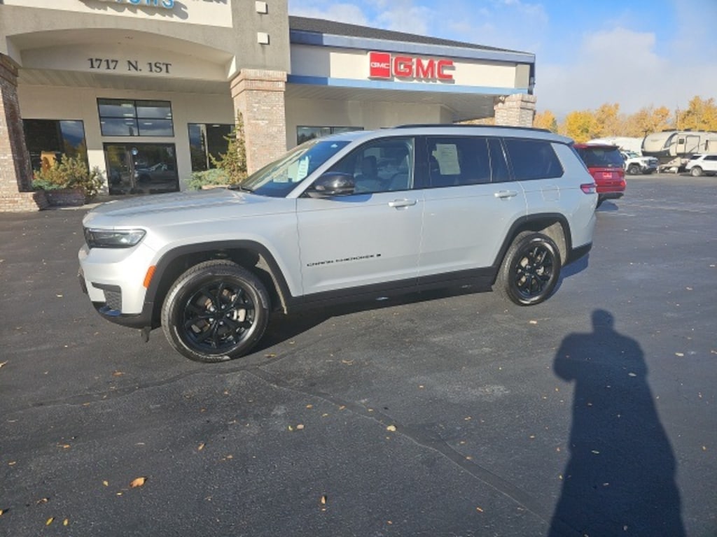 Used 2024 Jeep Grand Cherokee L Altitude SUV