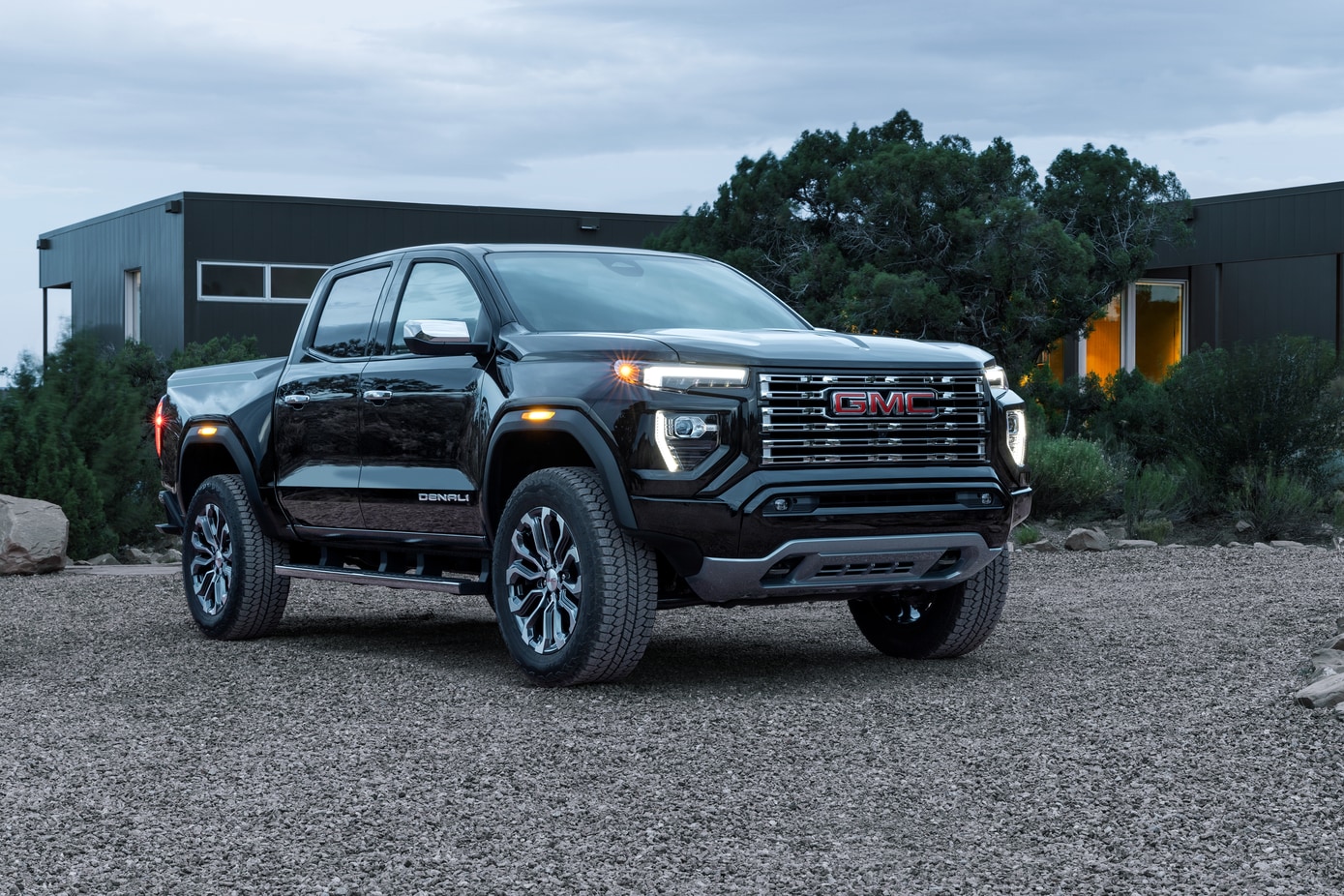 2025 GMC Canyon