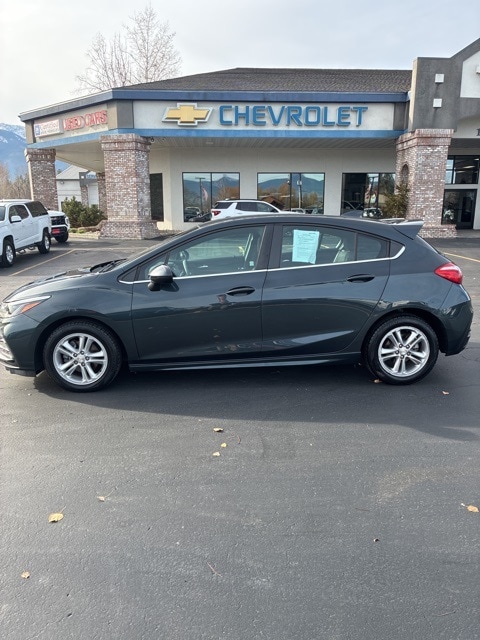 Used 2017 Chevrolet Cruze LT with VIN 3G1BE6SM6HS584690 for sale in Hamilton, MT