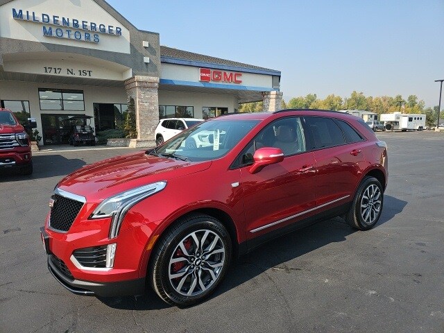 2025 Cadillac XT5 Sport photo 2