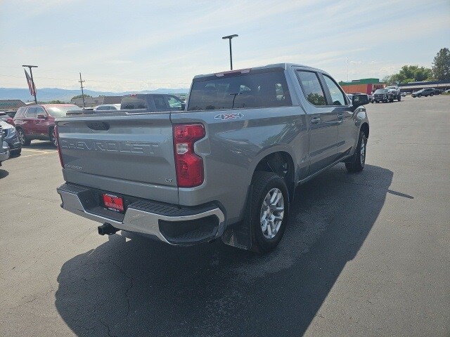 2023 Chevrolet Silverado 1500 LT photo 3