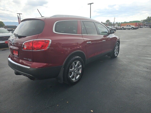 2010 Buick Enclave CXL photo 3