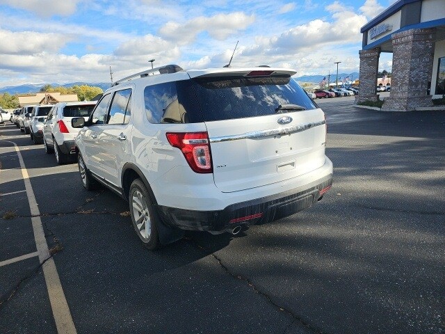 2015 Ford Explorer XLT photo 2