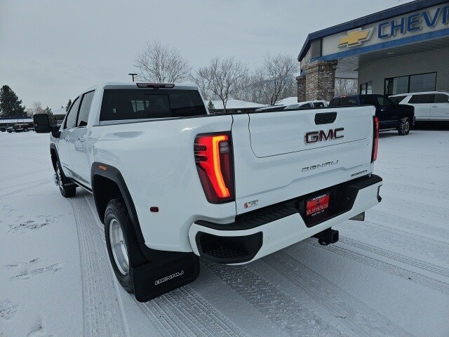 2024 Gmc Sierra HD Denali photo 3
