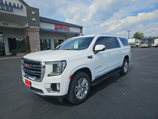 2022 Gmc Yukon XL SLT photo 2