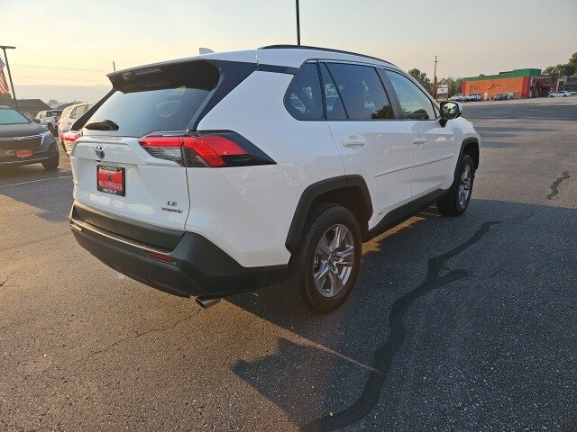 2023 Toyota RAV4 Hybrid LE photo 2