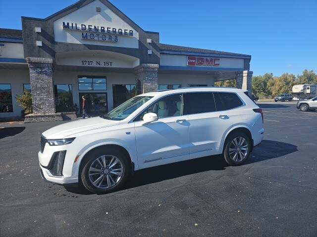 2023 Cadillac XT6 Premium Luxury photo 2