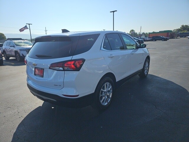 2023 Chevrolet Equinox LT photo 4