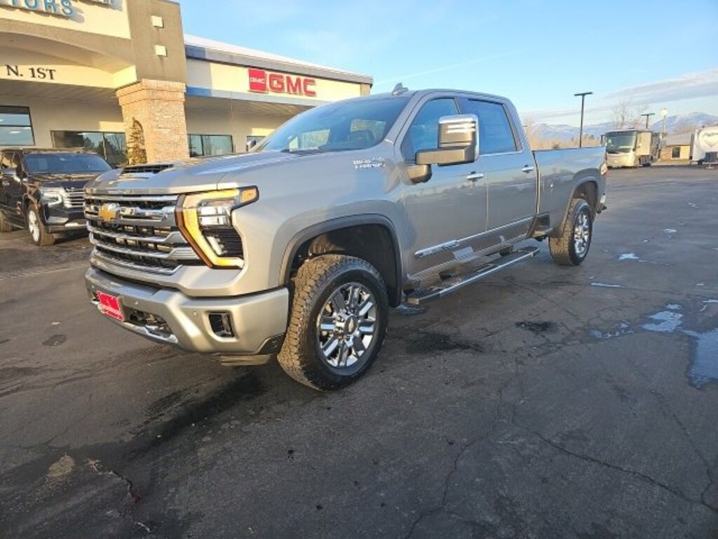 New 2026 Chevrolet Silverado 3500 HD High Country Truck