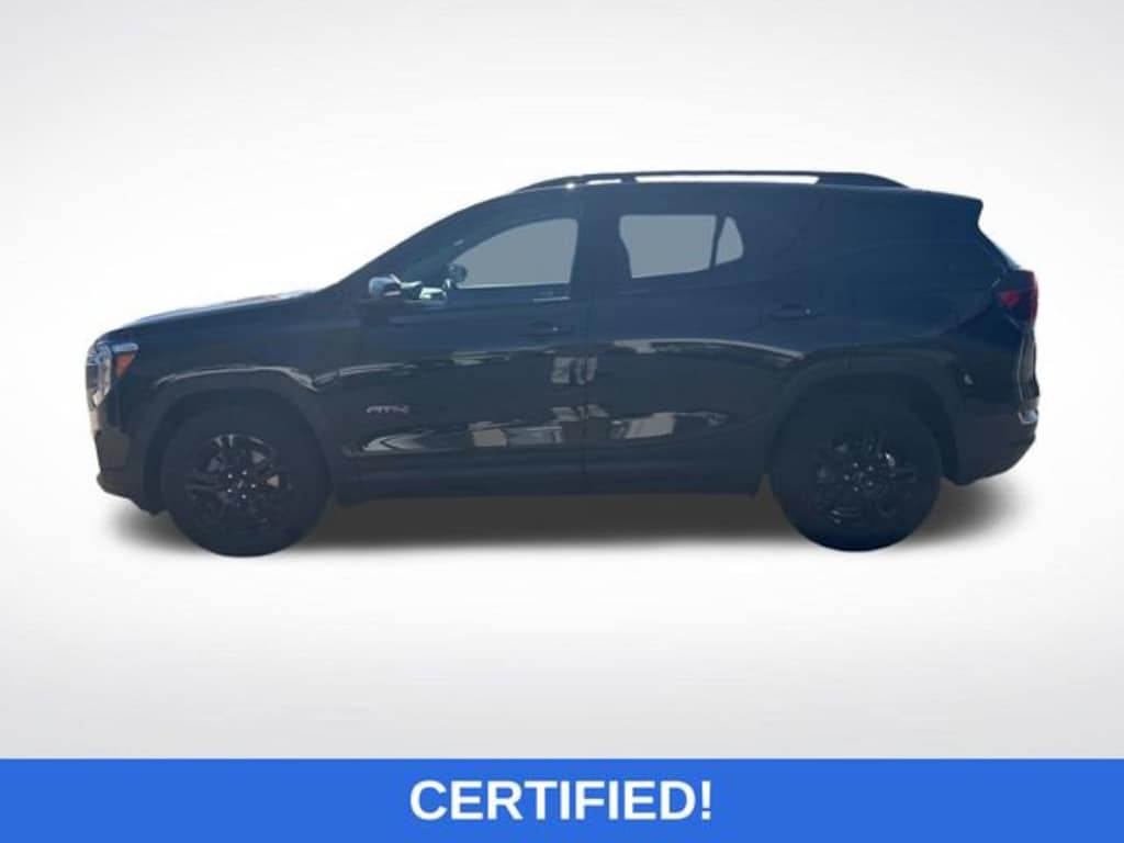 Used 2023 GMC Terrain AT4 SUV