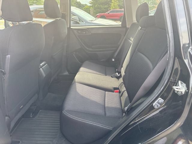 2015 Subaru Forester i Premium - Photo 12