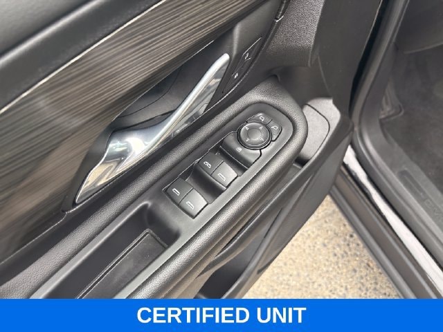 2023 GMC Terrain SLE - Photo 11