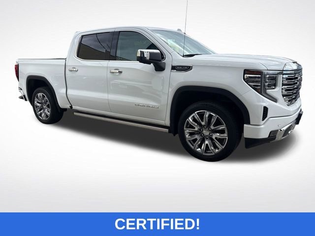 2023 GMC Sierra 4WD Crew Cab Short Box Denali's photo