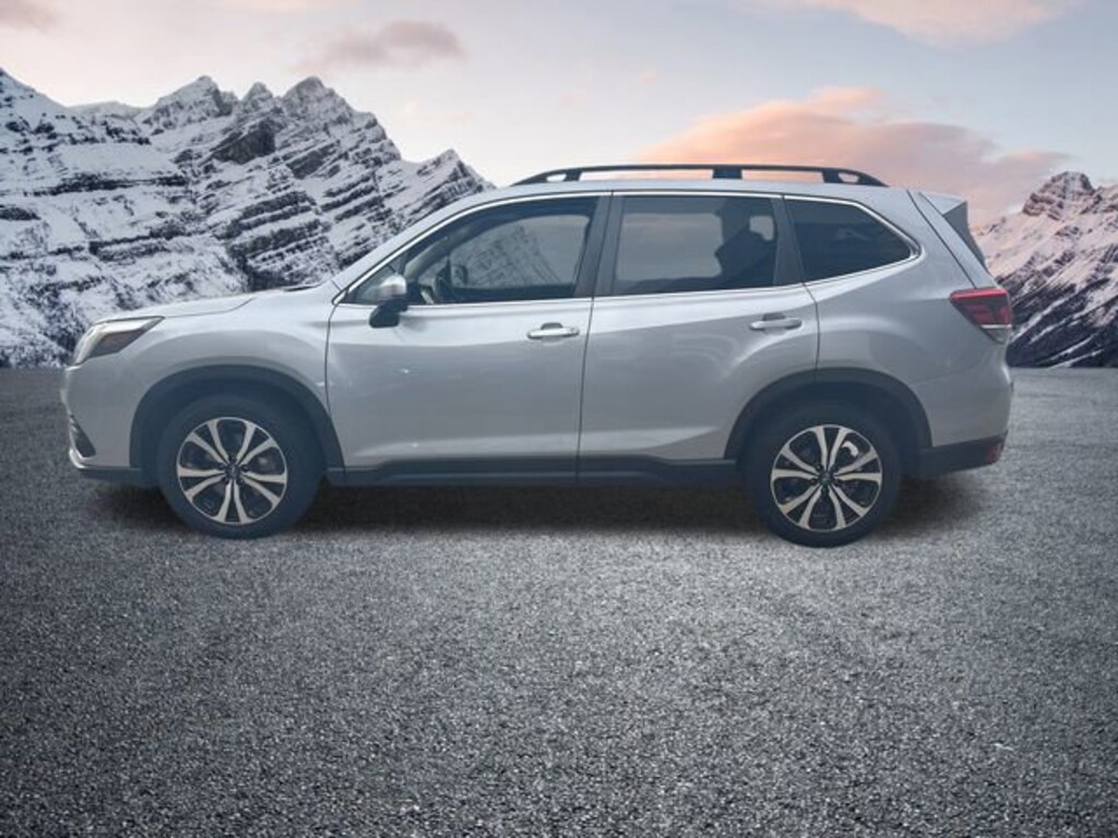 Used 2023 Subaru Forester Limited SUV