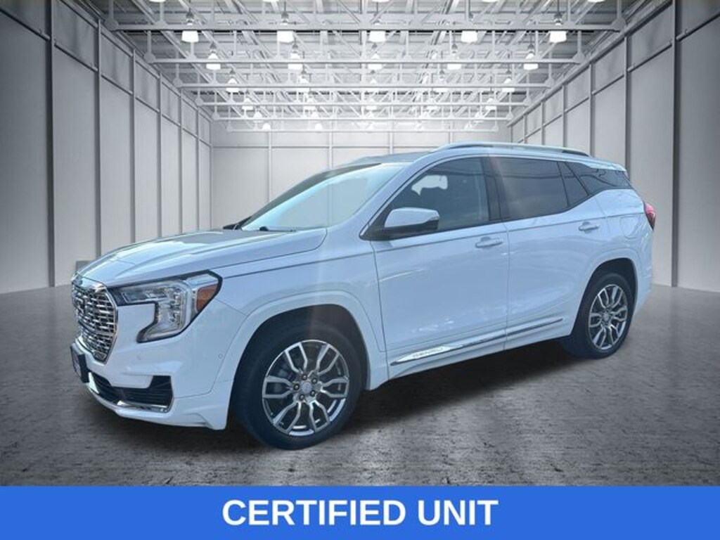 Used 2024 GMC Terrain Denali SUV