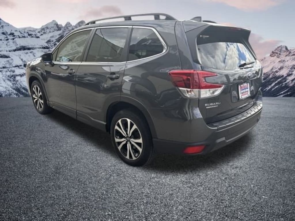 Used 2023 Subaru Forester Limited SUV
