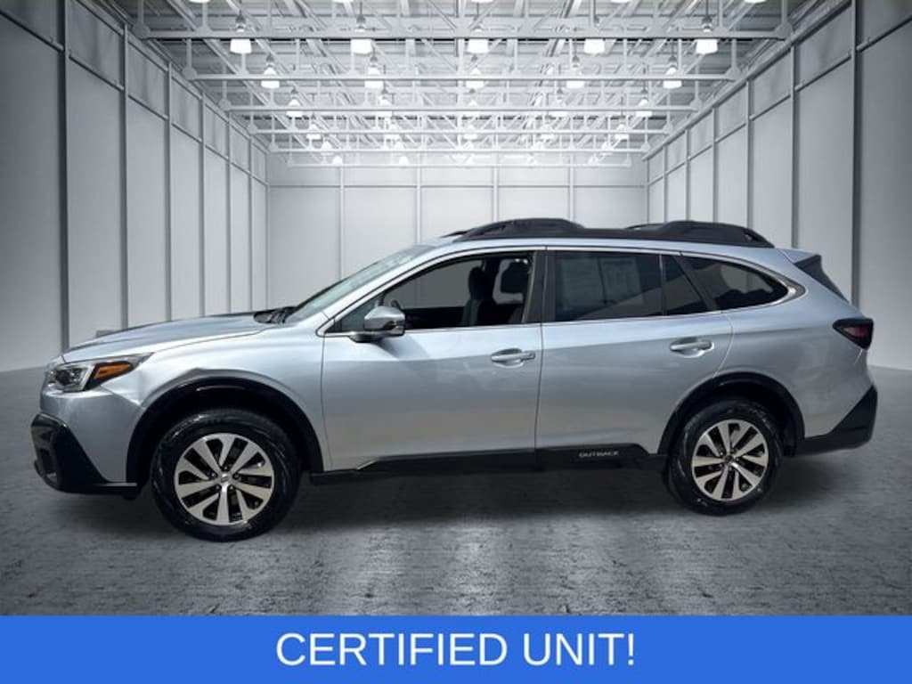 Used 2022 Subaru Outback Premium SUV