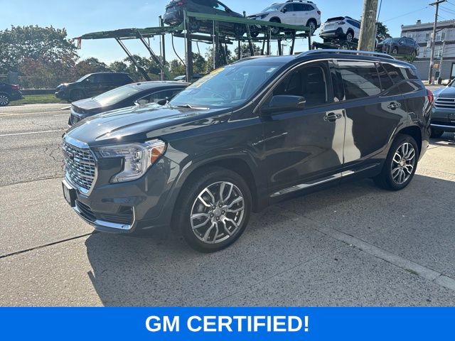 2022 Gmc Terrain Denali photo 2