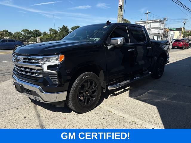 2025 Chevrolet Silverado 1500 LTZ photo 2