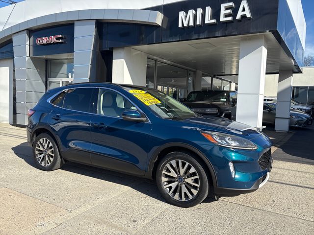 2020 Ford Escape Titanium's photo