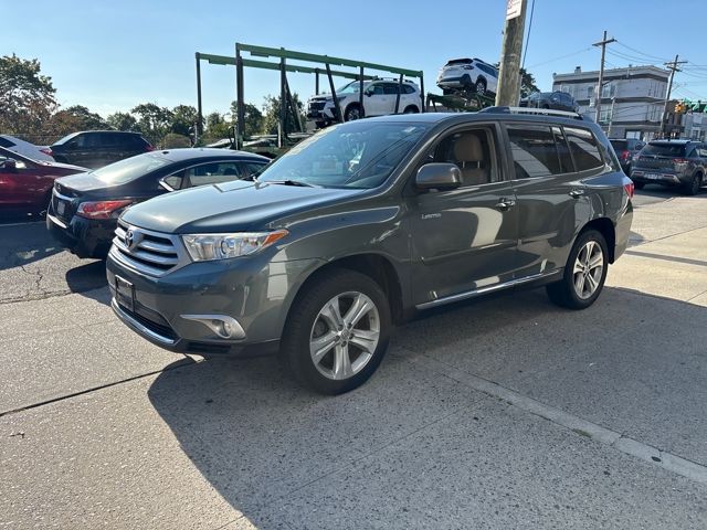2013 Toyota Highlander Limited photo 2