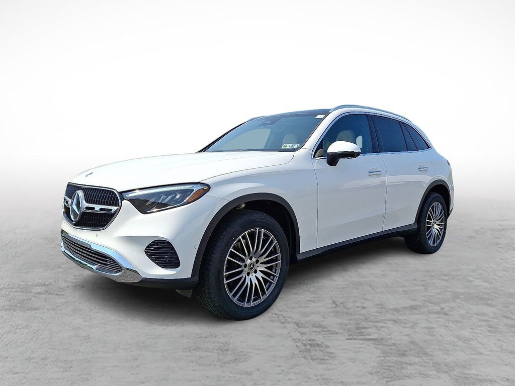 2025 Mercedes Benz GLC 300 4MATIC photo 3